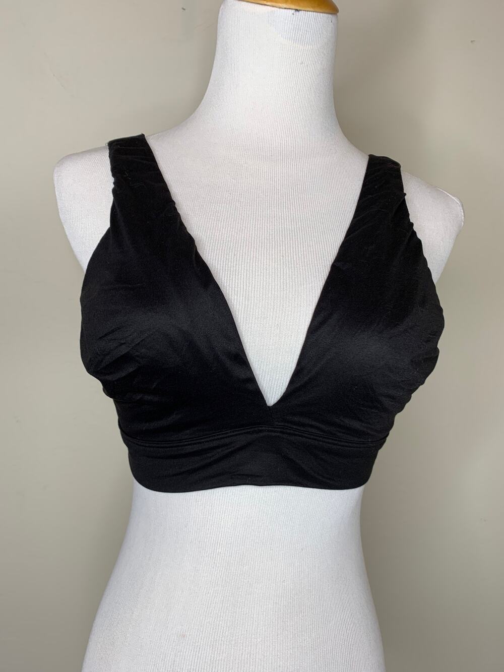 Victoria’s Secret Black Bralette Smooth Stretchy Sz? Medium